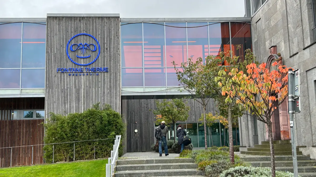 Der Zugang für externe Gäste zur Fontane Therme.