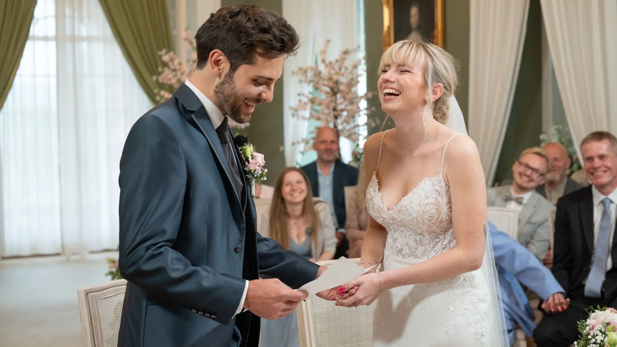 Hochzeit auf den ersten Blick: Toni und Pia am Morgen nach Ja-Wort, so Hochzeit auf den ersten Blick: Toni und Pia am Morgen nach Ja-Wort, so