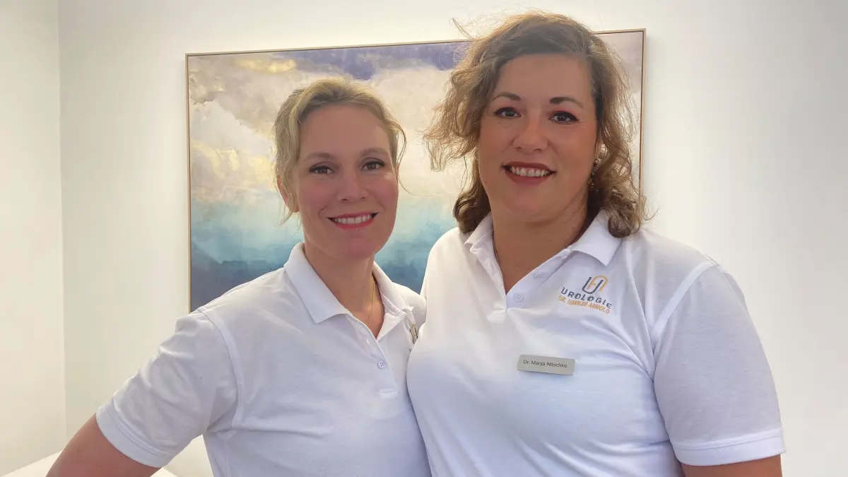 Dr. Hannah Arnold (links) und Dr. Manja Nitschke legen Wert auf Aufklärungsarbeit.