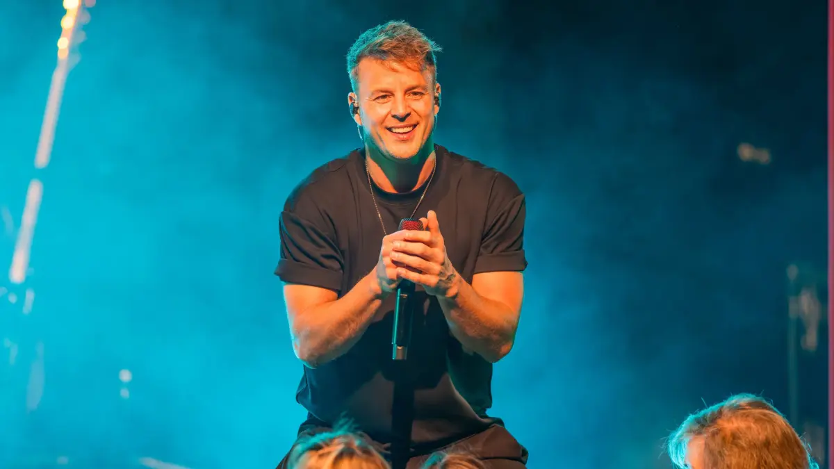 Knappe -Tschau-Tour 2025: Alexander Knappe steht auf der Bühne des GladHouse.
Knappe beendet in diesem Monat mit seiner «Knappe sagt Tschau Tour 2025» seine Karriere.