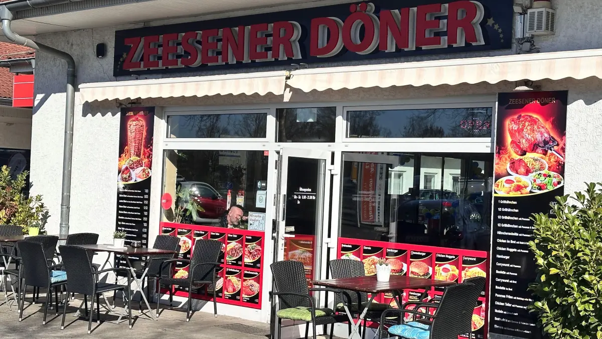 Das klassische Fastfood aus der Türkei ist der Döner Kebab. In Zeesen gibt es ihn bereits seit 26 Jahren.