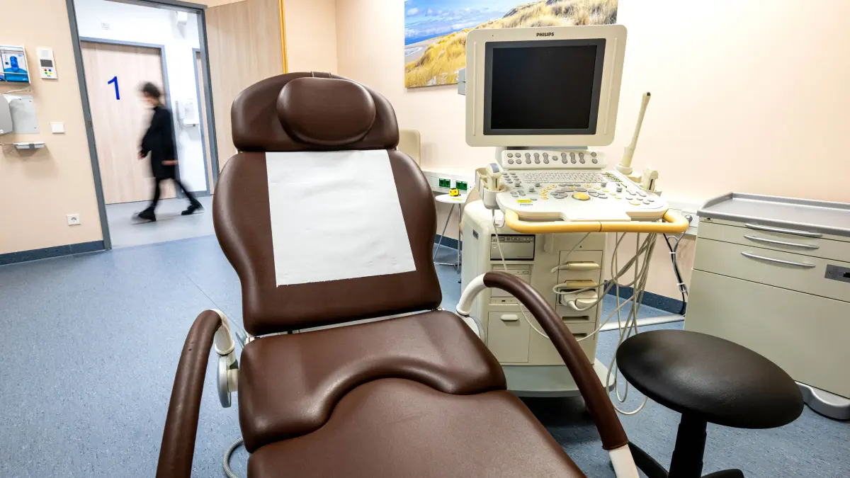 Beim Frauenarzt gibt es auch eine psychosomatische Grundversorgung. Manche abgerechnete Diagnose sorgt bei Patientinnen für Irritation. Eine Frauenärztin aus Brandenburg erklärt, wie es häufig zu scheinbaren Fehldiagnosen kommt.