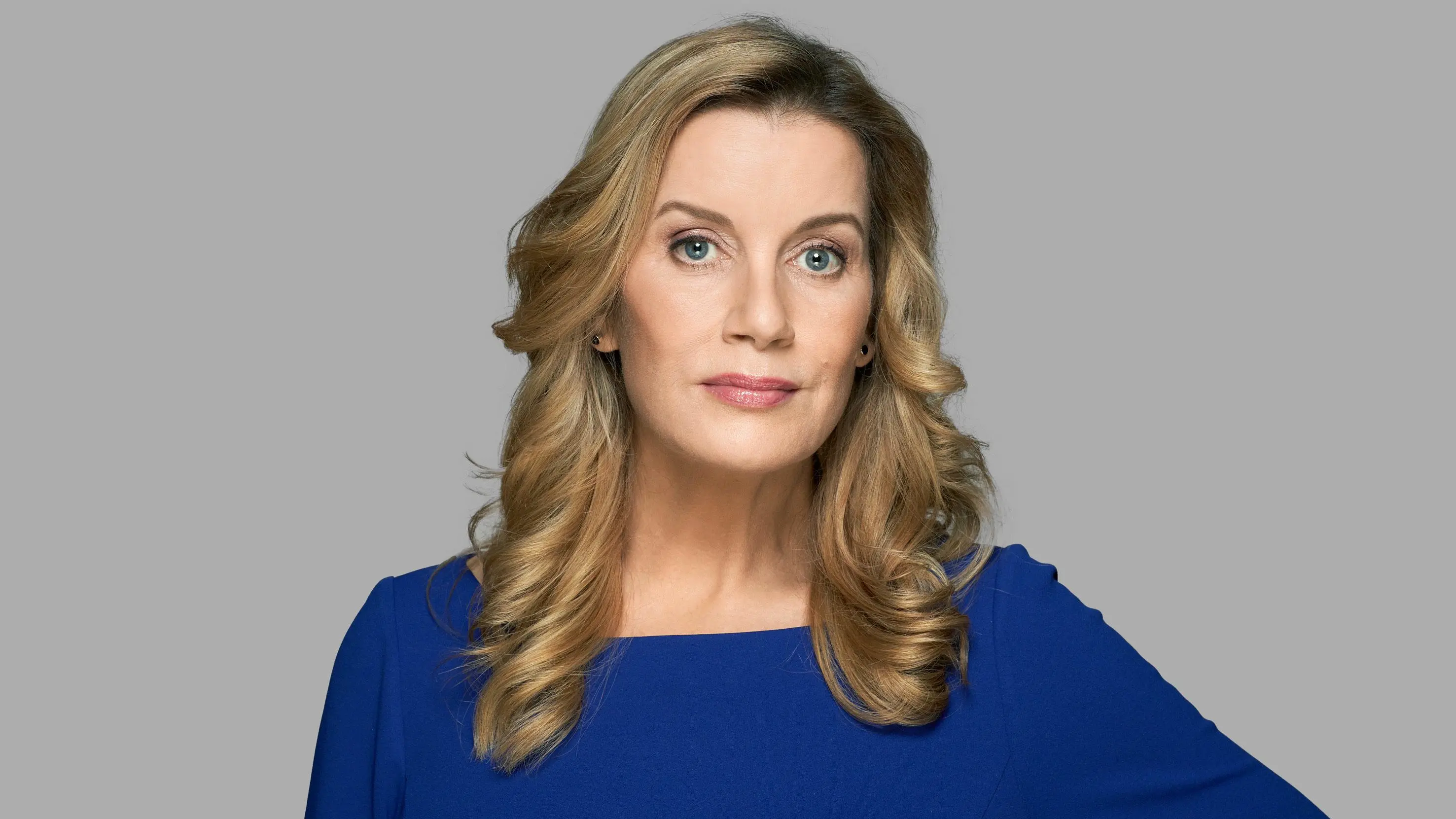 MITTELDEUTSCHER RUNDFUNK
In aller Freundschaft - Alexa Maria Surholt
Alexa Maria Surholt spielt Verwaltungsdirektorin Sarah Marquardt
© MDR/Saxonia Media/Rudolf Wernicke, honorarfrei - Verwendung gemäß der AGB im engen inhaltlichen, redaktionellen Zusammenhang mit genannter MDR-Sendung und bei Nennung "Bild: MDR/Saxonia Media/Rudolf Wernicke" (S2+). MDR/HA Kommunikation, 04360 Leipzig, Tel: (0341) 300 6477 oder - 6463