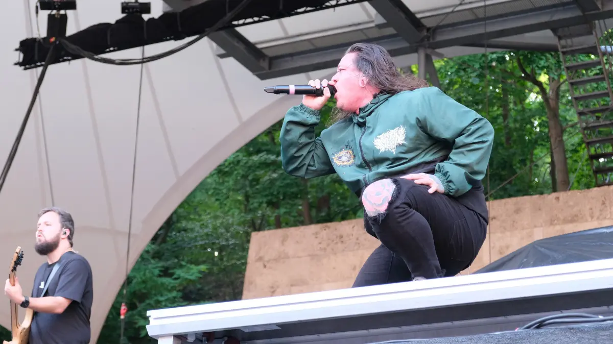 Jamie Hails, Frontman der Band Polaris. Er ist für den gutturalen Gesang verantwortlich. Polaris ist die zweite Vorband für Slipknot.