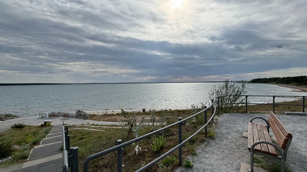 Vom Aussichtspunkt Lieske am Sedlitzer See haben Interessierte die beste Sicht auf Starts und Landungen der Wasserflugzeuge.