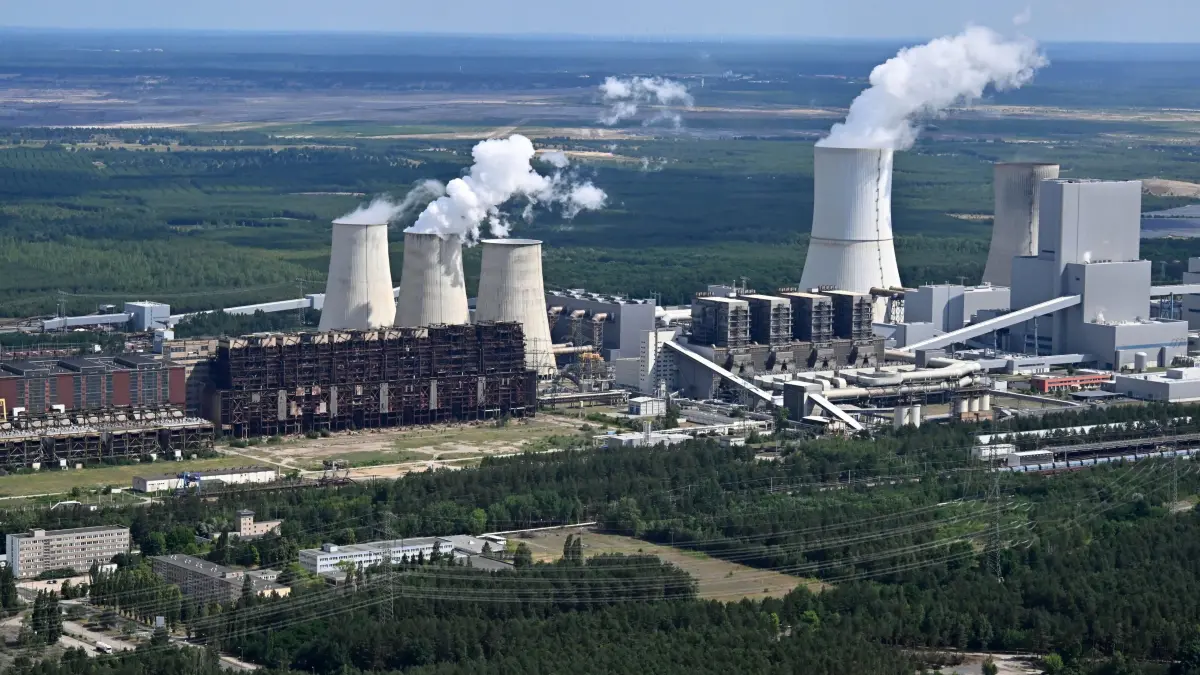Luft Kraftwerk Boxberg: Luftaufnahme vom 29. Juni 2025
Blick auf das LEAG Kraftwerk Boxberg