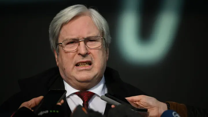 Neuer Job von Brandenburgs Ex-Minister Mr. Tesla wirft Fragen auf