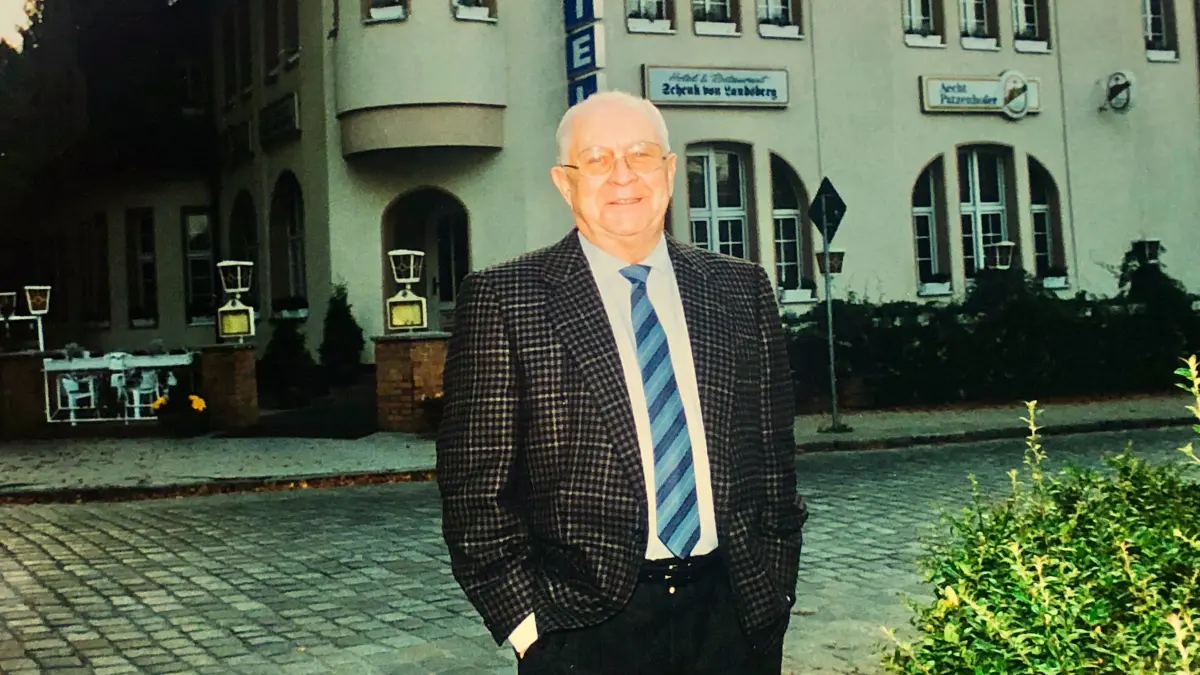 Galt vielen als „Menschenhändler“: Der Rechtsanwalt Wolfgang Vogel war mit seiner Vermittlungstätigkeit nach eigenen Worten in einem Graubereich unterwegs.