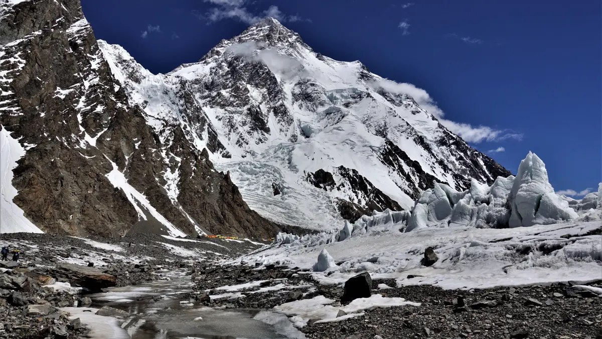 Der K2 in Karakorum (Pakistan/China) kommt auf den 2. Platz der größten Berge der Welt.