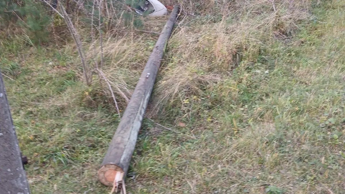 Auf einem Veranstaltungsgelände auf dem ehemaligen Flugplatz Schacksdorf haben in der vorigen Woche Chaoten gewütet.