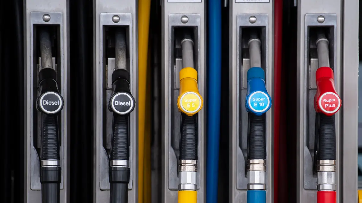 Was kostet Tanken heute in Cottbus? Die aktuellen Spritpreise für Diesel, E5 und E10 in der Übersicht