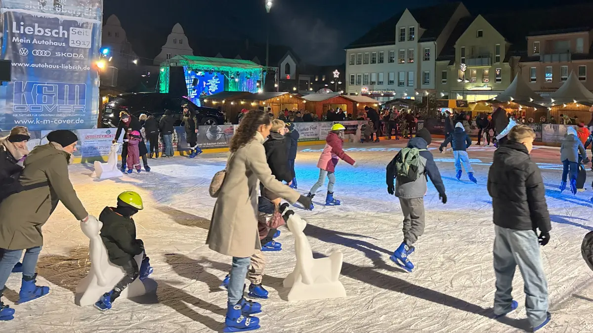 Eislaufbahn in Lübben auf dem Markt