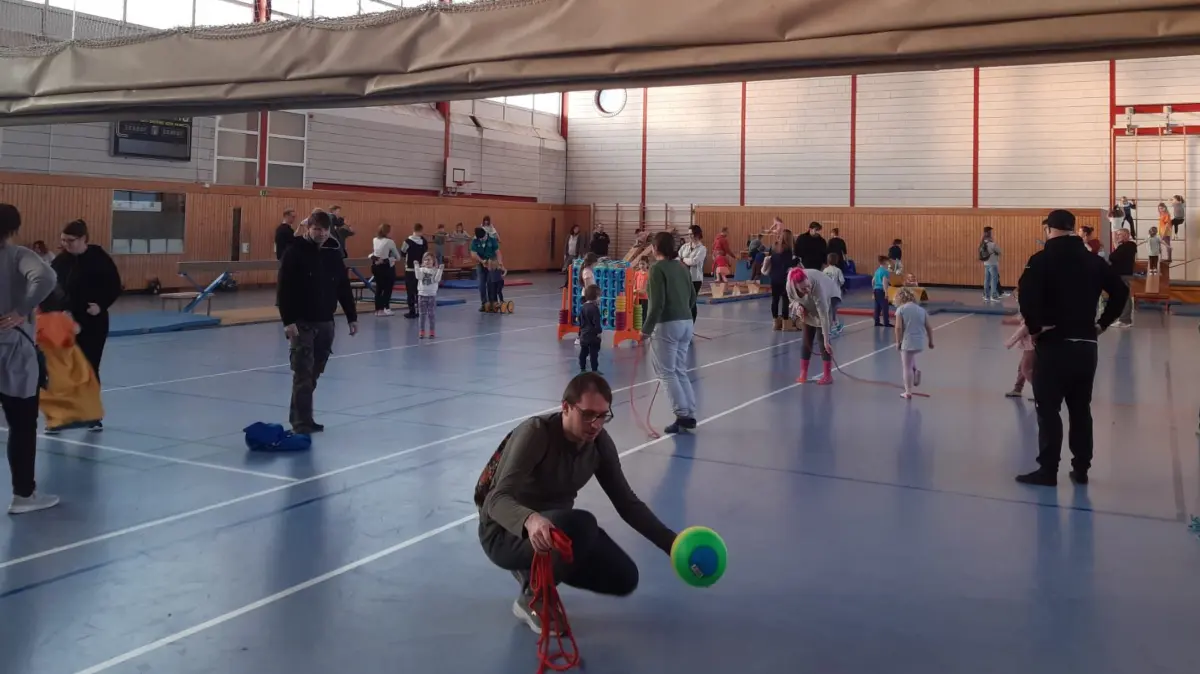 In den Stadtteilen Schmellwitz, Sachsendorf und Sandow stellt die Stadt Cottbus wieder Kapazitäten für Spiel und Sport im Winter zur Verfügung.
