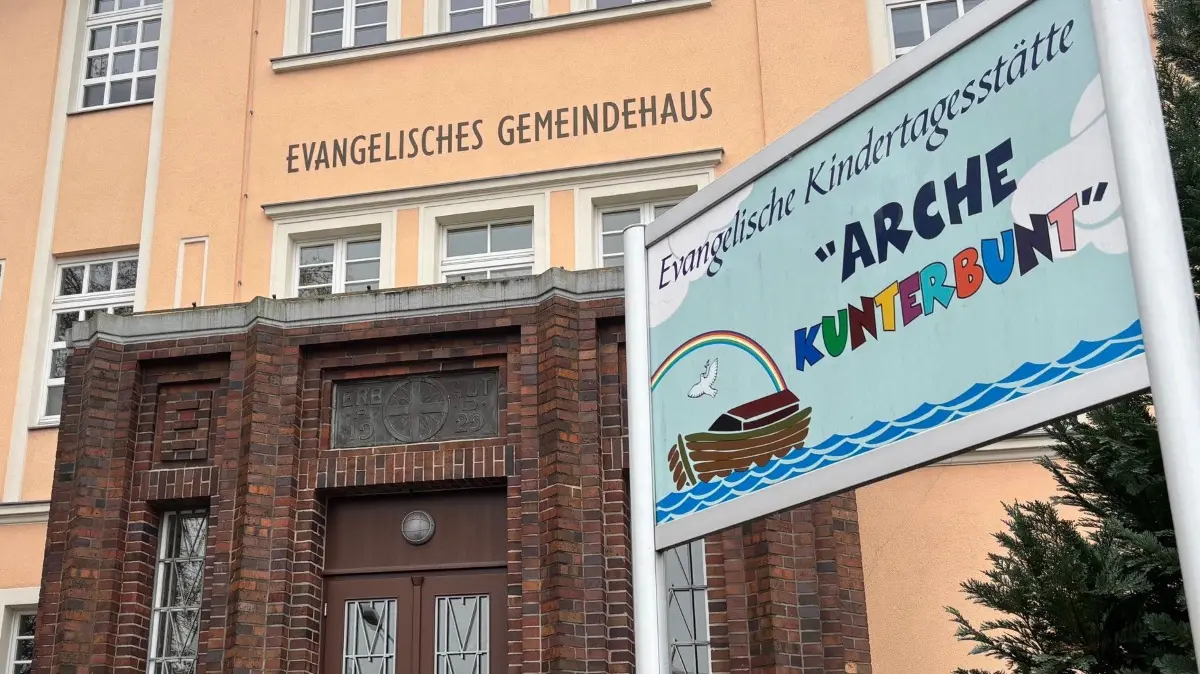Die evangelische Kindertagesstätte in Weißwasser: Wie auch in Daubitz wird die Trägerschaft von der Kirche auf einen Dachverband der drei Lausitzer Kirchenkreise übergehen.