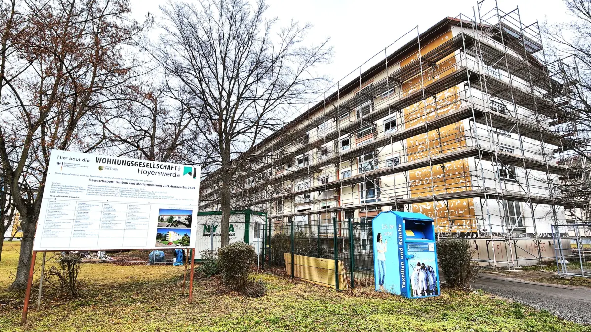 Noch ein Jahr bleibt die Herder-Straße 21 bis 29 in Hoyerswerda eine Baustelle.