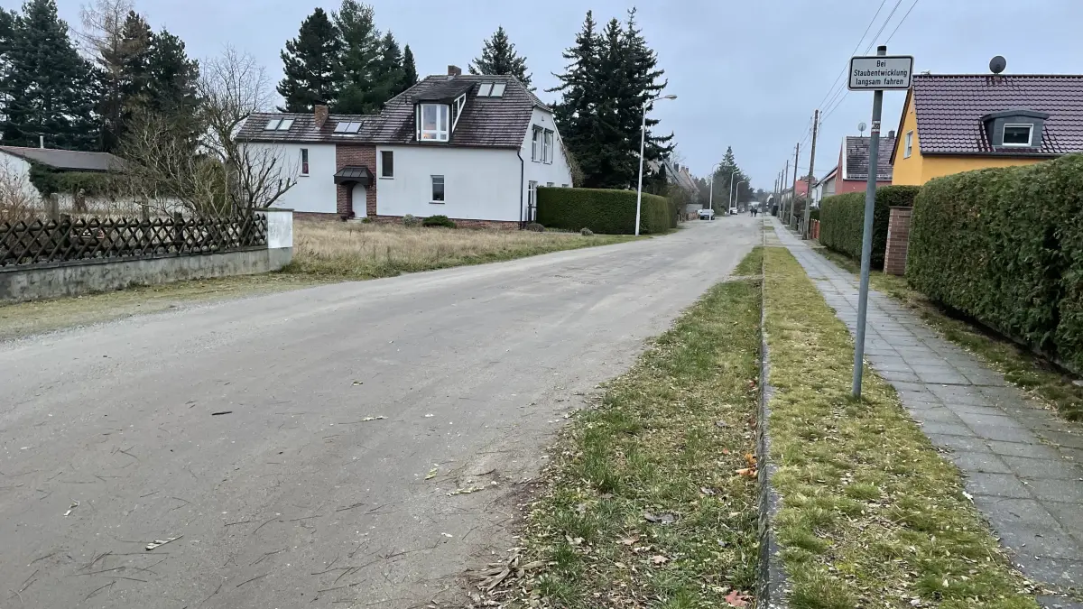 2018 hatte die Stadtverordnetenversammlung Finsterwalde den Ausbau der Beethovenstraße beschlossen. Seitdem ist nichts passiert. Die Kämmerin der Stadt nennt die Gründe dafür.
