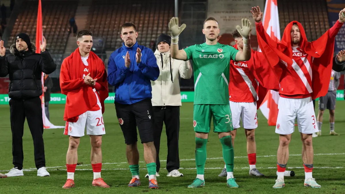 Fussball 3. Liga 2025/2026 FC Energie Cottbus - SSV Jahn Regensburg: Energie bedankt sich bei den Fans