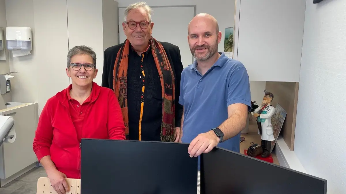 Sie sind die Ärzte im Medizinischen Versorgungszentrum Medikomp in Elsterwerda: Dr. Birgit Kittel, Dr. Michael Engel und Sebatian Patzschke (von links).
