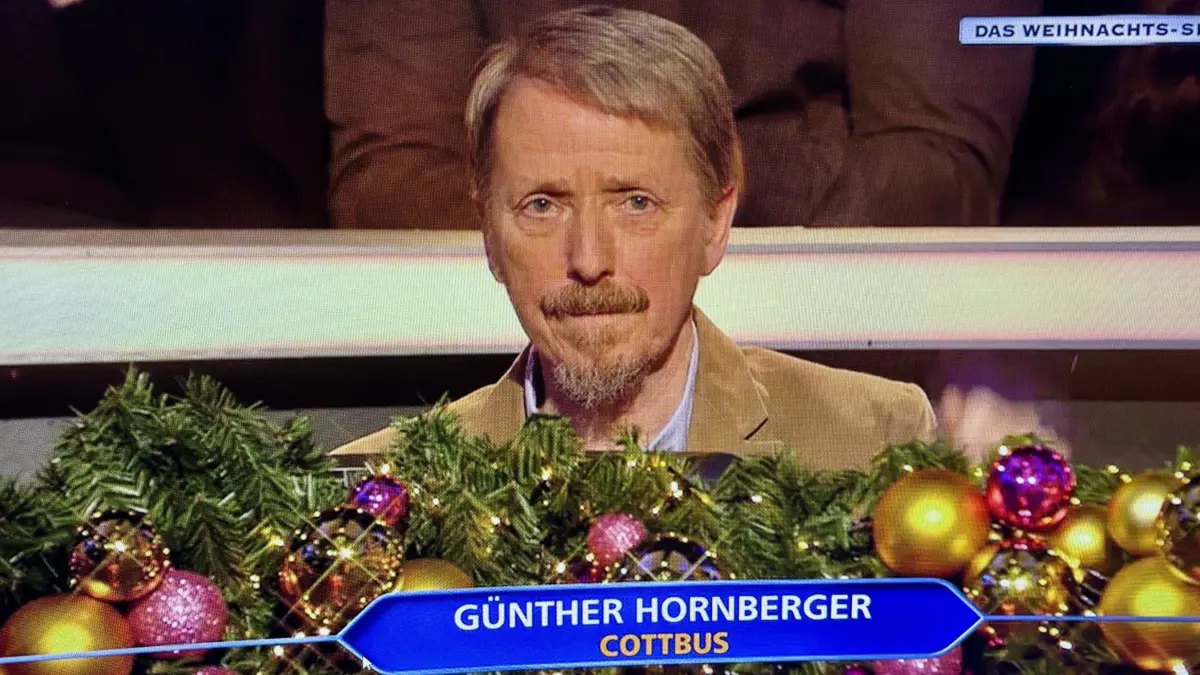 Günther Hornberger aus Cottbus ist beim Weihnachtsspezial der RTL-Show "Wer wird Millionär?" dabei. Es ist bereits sein zweiter Auftritt bei Günther Jauch.