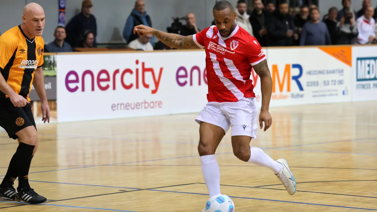 11. Bretterknaller in der Lausitz-Arena Cottbus: 8 Daniel Gunkel (Energie Cottbus)
