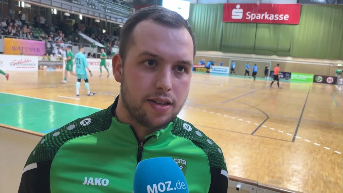 Marc Michael Lehmann landete mit dem SV Döbern aus der Fußball-Landesliga Süd beim Cottbuser Hallenmasters auf dem letzten Platz.