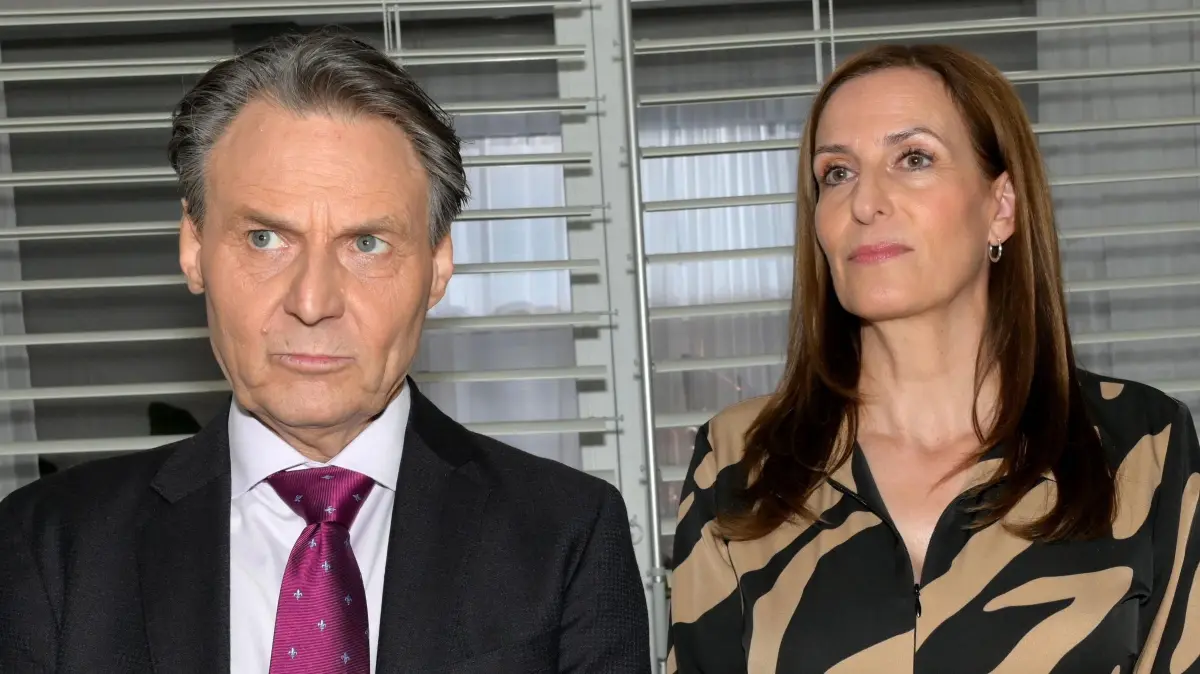 Jo Gerner (Wolfgang Bahro) wird von Katrin (Ulrike Frank) unter Druck gesetzt.