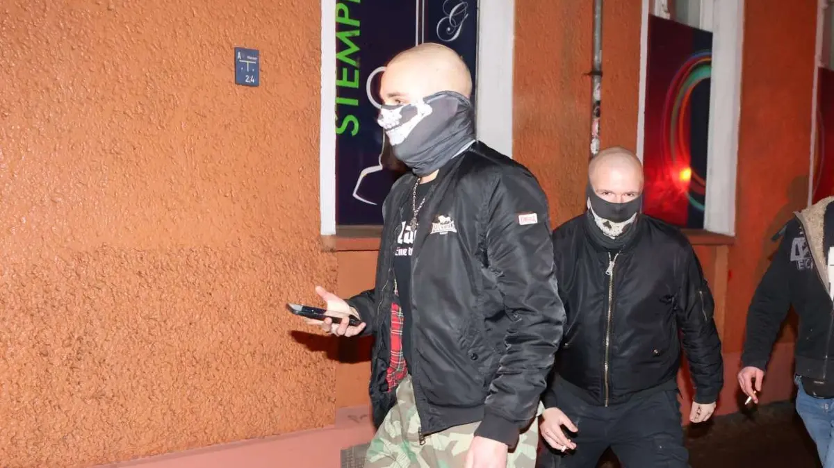 Attack in Berlin: Neo-Nazis attack press at meeting in Köpenick