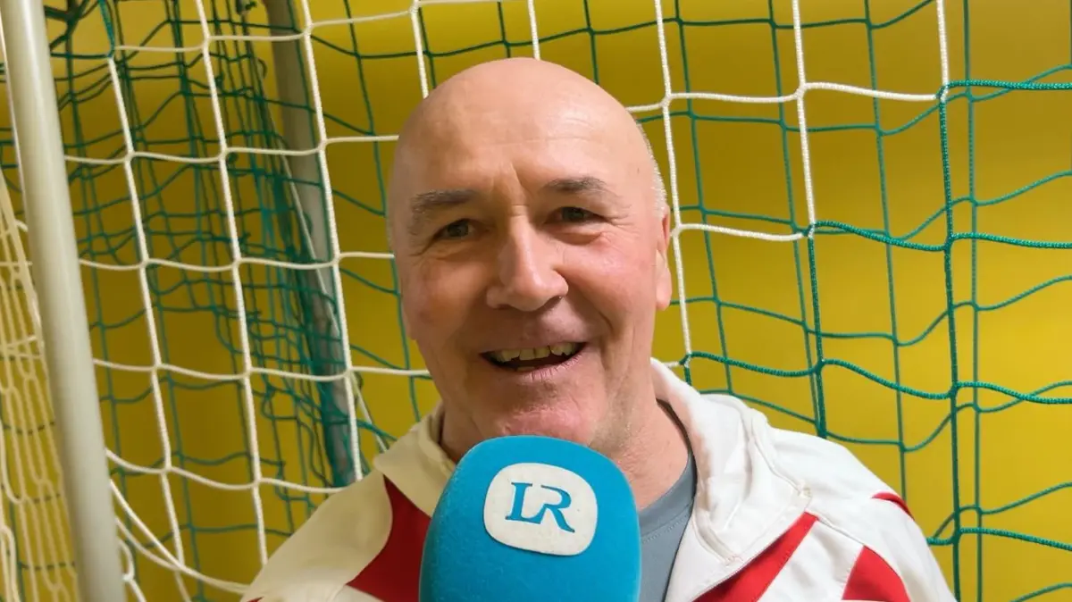 Dirk Keller hat bei Energie Cottbus von 2001 bis 2008 als Fitnesstrainer gearbeitet. Er war auch bei Carl Zeiss Jena, Union Berlin und dem 1. FC Magdeburg tätig.