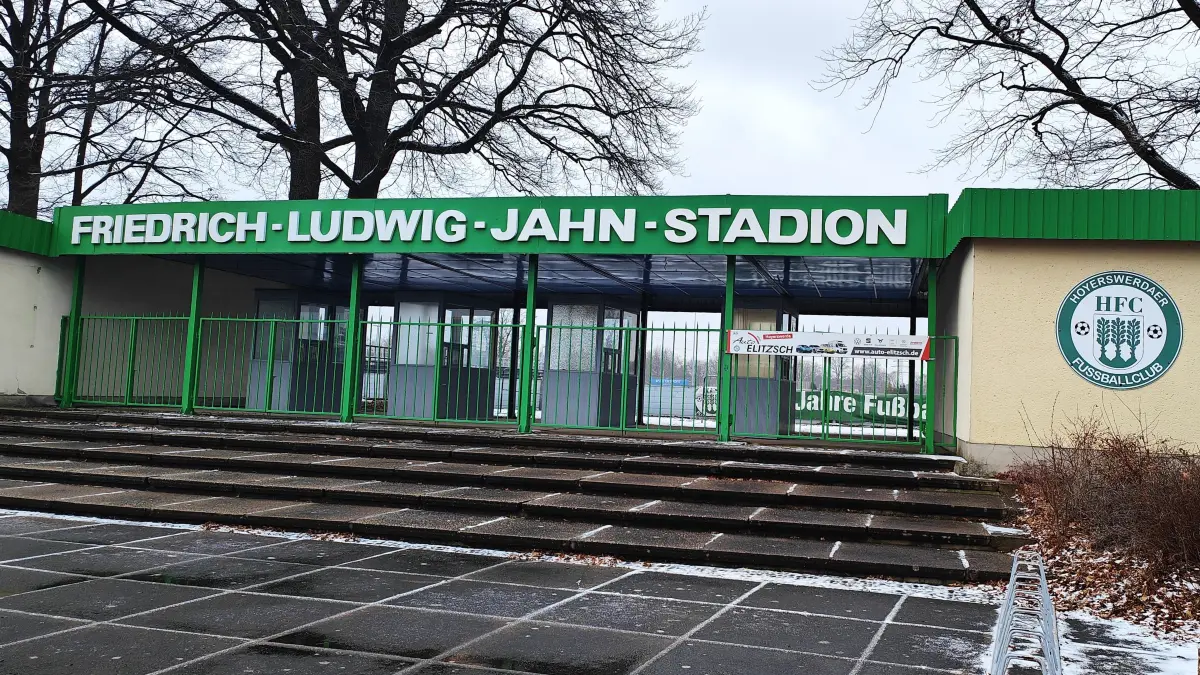 Es gibt neue Hoffnung für umfassende Sanierung der Sportstätte.