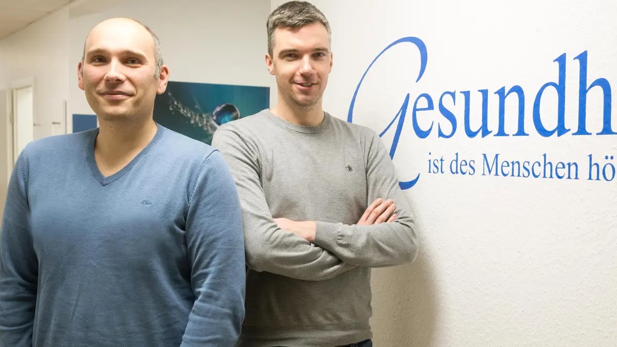 Christoph Rietschel (l.) und Björn Hentschel freuen sich auf die baldige Eröffnung der neuen Arztpraxis.