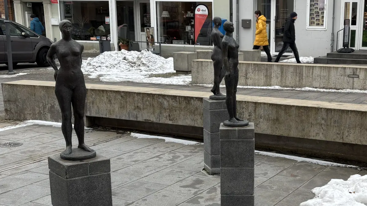 Mädchenbrunnen in Cottbuser Straße in Calau