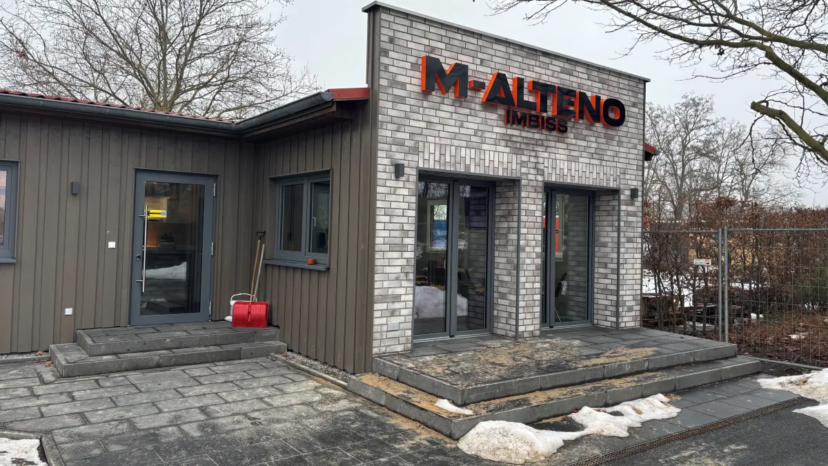 Der neue Imbiss M-Alteno in Luckau ist seit einem Monat geöffnet. So liefen die ersten vier Wochen.