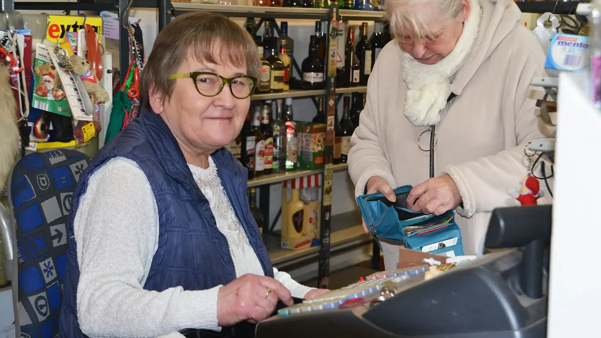 Der Landkauf von Sabine Gräber in Schenkendöbern ist ein beliebter Anlaufpunkt. Nicht mehr lange.