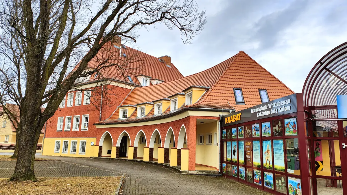 Die Krabat-Grundschule in Wittichenau wird durch einen Anbau erweitert.
