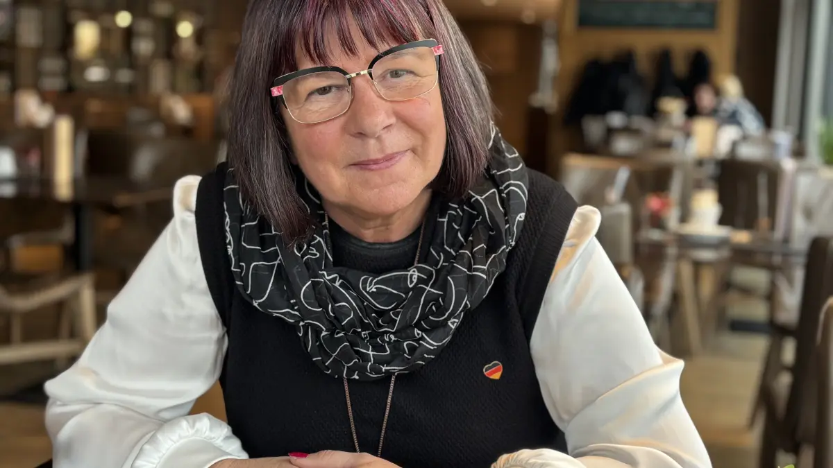 Christine Beyer, AfD, kandidiert zur Landtagswahl in Spree-Neiße. Welchen Erfahrung bringt sie mit?