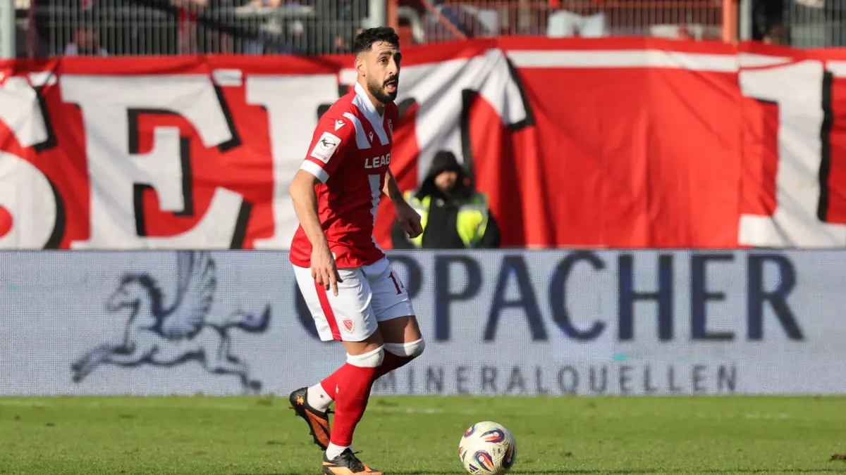 Fussball 3. Liga 2025/2026 FC Energie Cottbus - SV Waldhof Mannheim: 14 Tolga Cigerci (Energie Cottbus)
