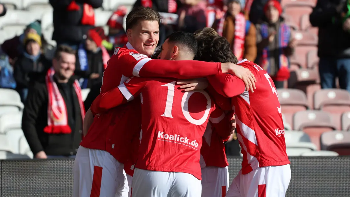 Fussball 3. Liga 2025/2026 FC Energie Cottbus - SV Waldhof Mannheim: Cottbuser Torjubel