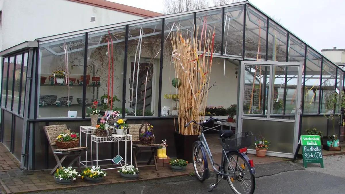 Die Gärtnerei Kulölick in Lübbenau bietet Hilfestellung für Gartenbesitzer, die im Frühjahr ihren Garten fit machen wollen.