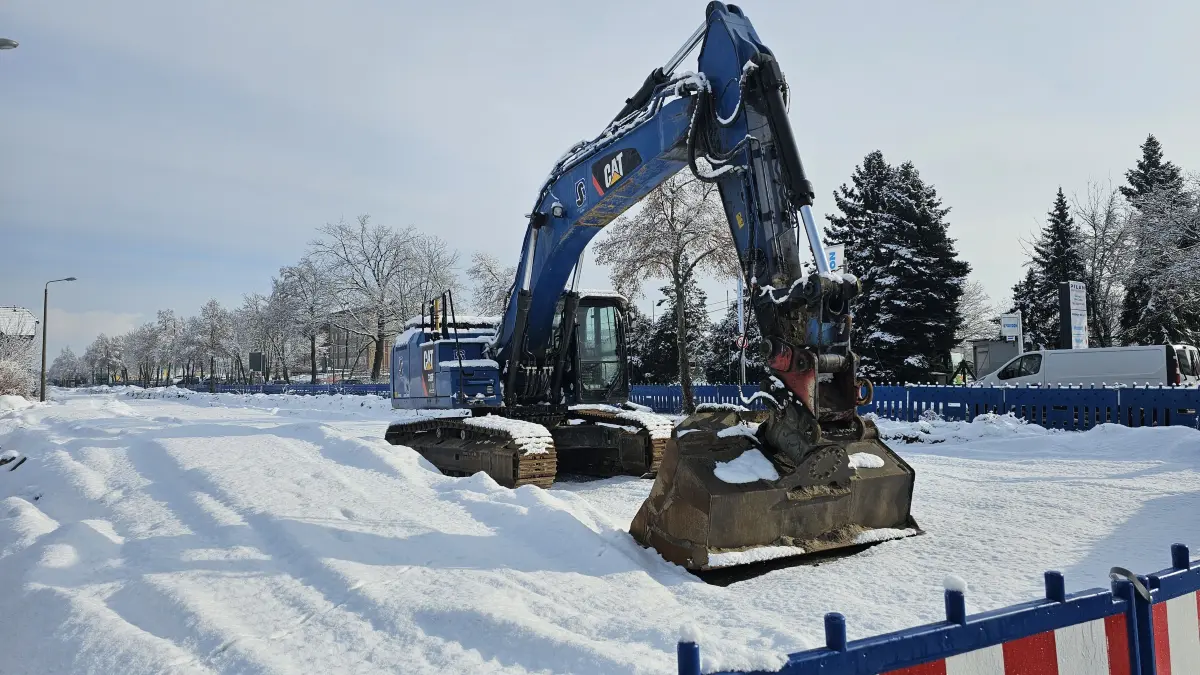 Auf der Baustelle der B169 am Ortsausgang Cottbus in Richtung Peitz herrscht Winterpause.