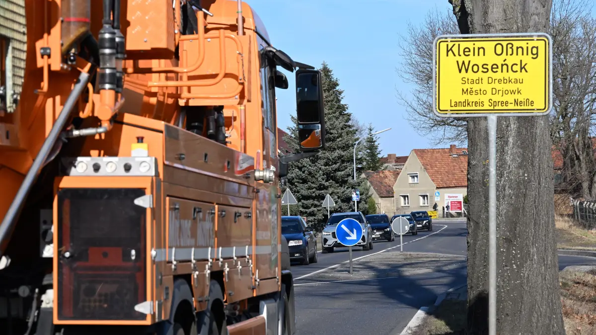Baustelle Klein Ossnig: Ortsdurchfahrt Klein Oßnig