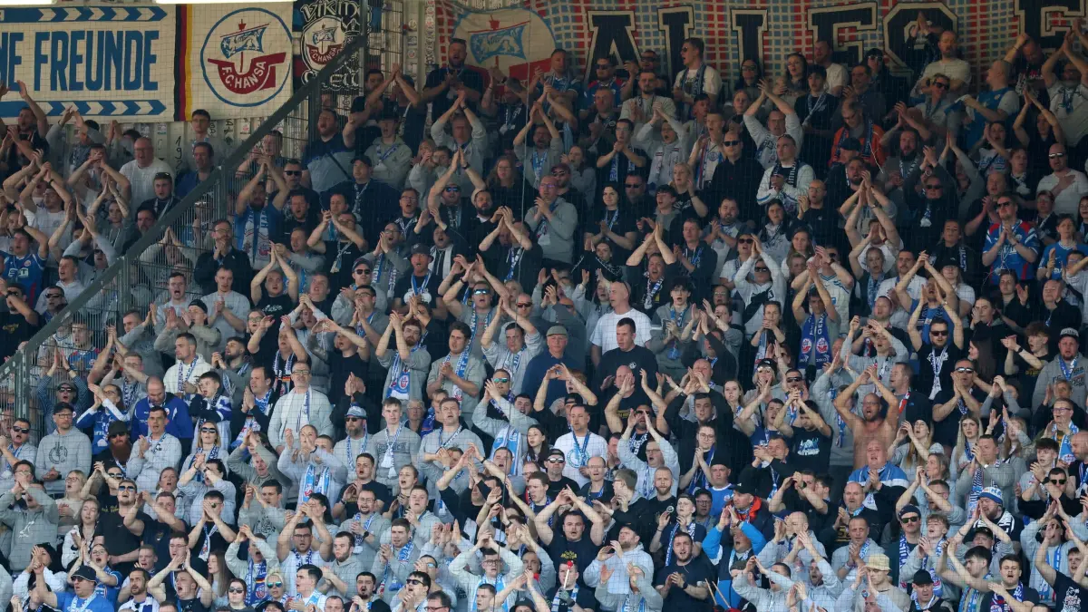 Fussball 3. Liga 2025/2026 FC Energie Cottbus - FC Hansa Rostock: Hansa-Fans