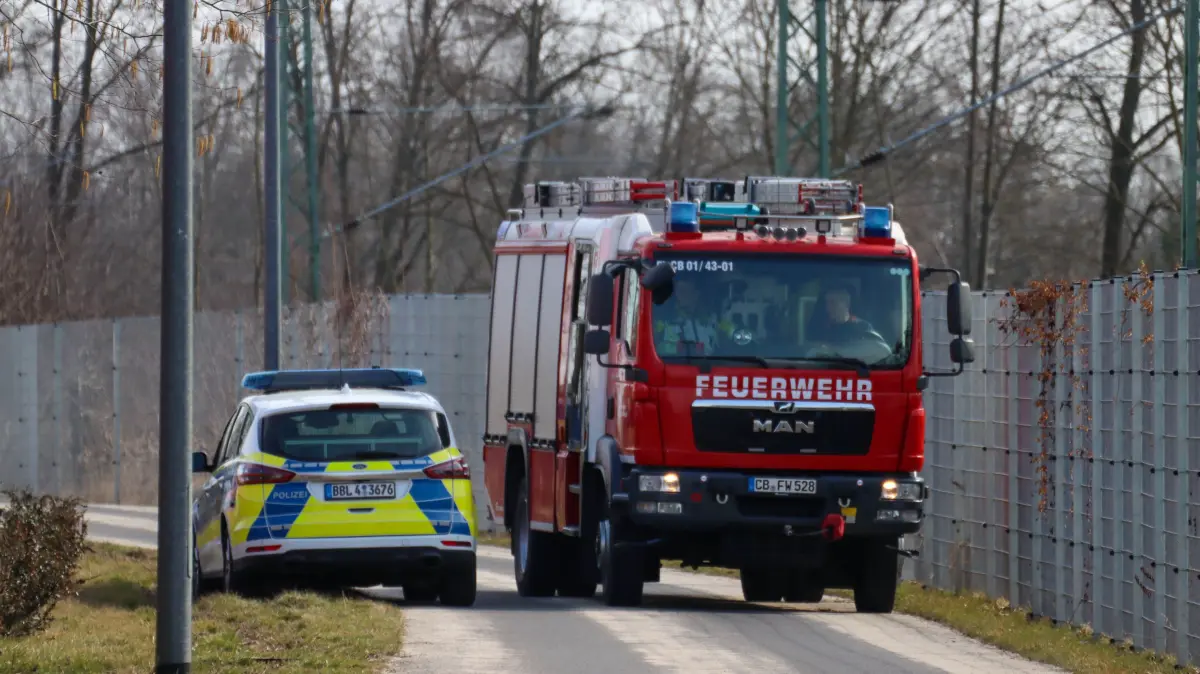 Auf dem Gelände der Deutschen Bahn an der Sachsendorfer Straße in Cottbus hat sich ein tödlicher Arbeitsunfall ereignet.