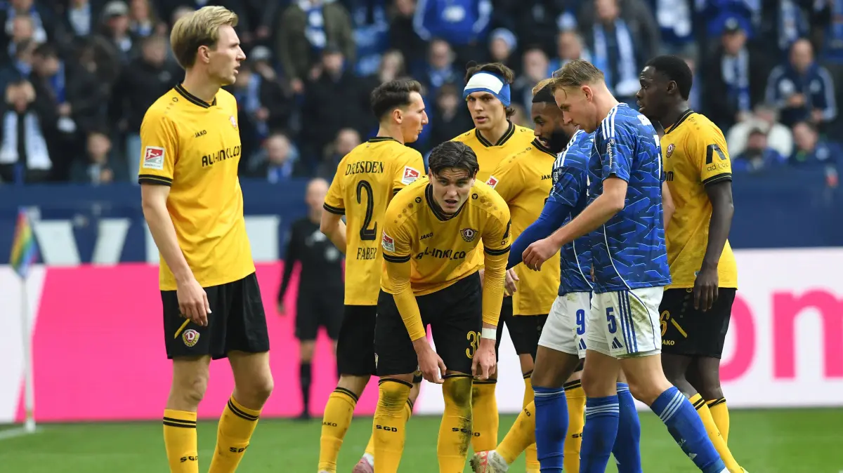 Thomas Keller (Mitte) hat in der Rückrunde schon drei Treffer für Dynamo Dresden erzielt.