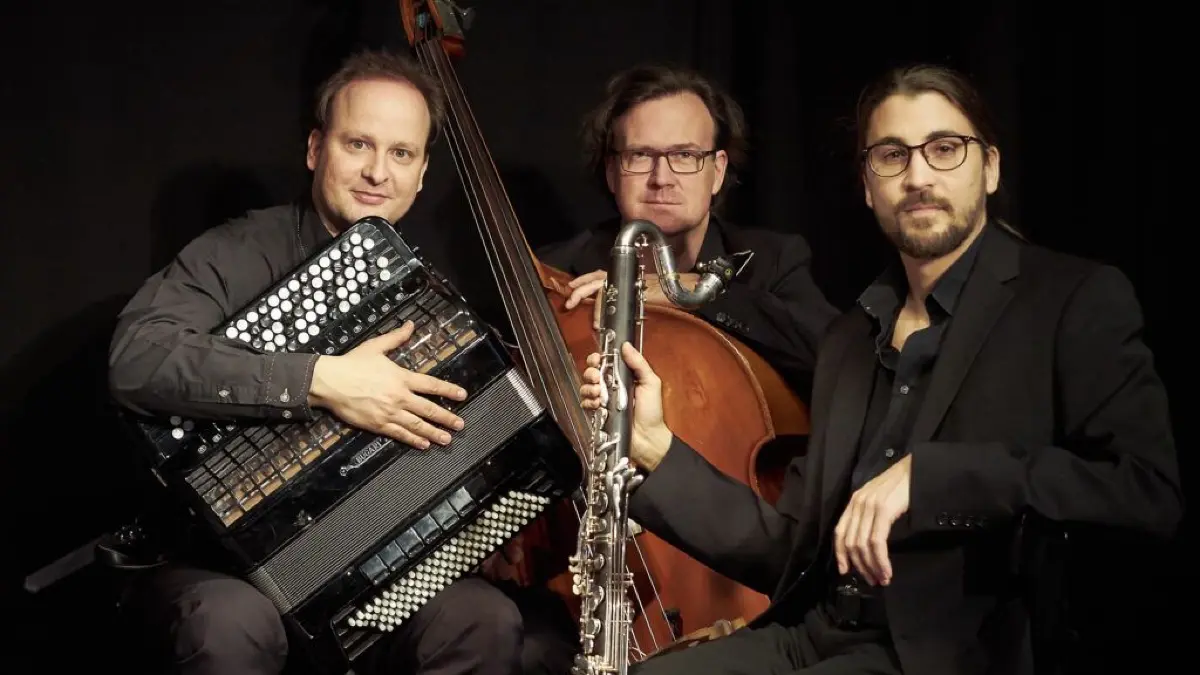Auch das Ensemble Firasso spielt auf dem Steinitzhof Drebkau zur Premiere des Jazzfestivals Sounds of the Space Age.