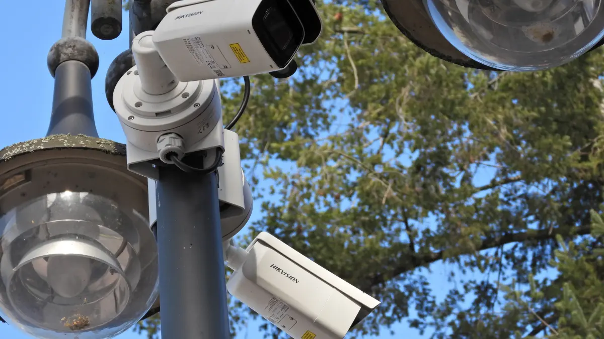 Videoüberwachung in Cottbus. Die Augen der Kameras sind unscheinbar und auch umstritten.