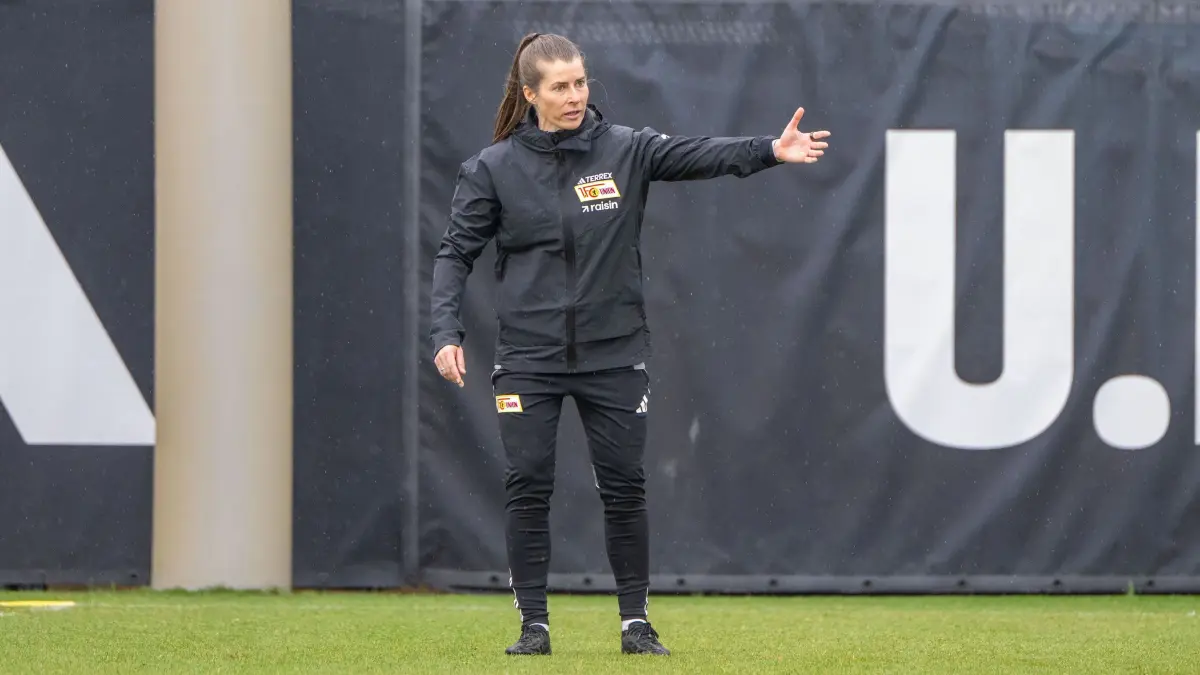 1. FC Union Training 2025/26: Fußball, Herren, Saison 2025/2026, 1. Bundesliga, 1. FC Union Berlin, Trainerin Marie-Louise Eta (1. FC Union Berlin), 14.04. 2026, Foto: Matthias Koch