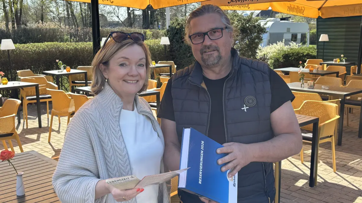 Karin Dettlof-Gaida, Betreiberin von »Lebenszeit«, und Thomas Dannert, Camp-Manager vom KNAUS Campingpark in Lübben