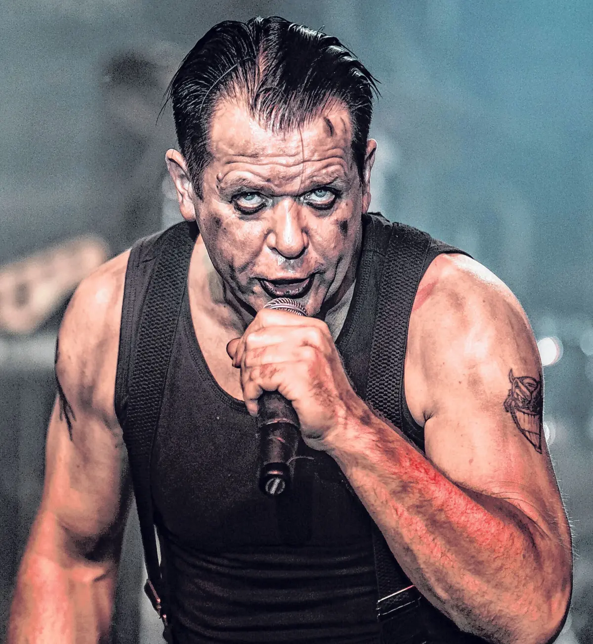 STAHLZEIT ⇥Foto: M. Edema