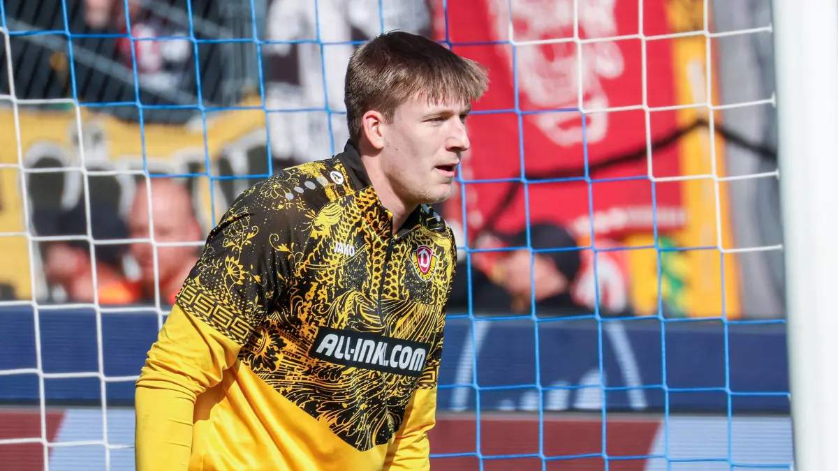 Elias Bethke kämpft um sein Comeback bei Dynamo Dresden in der 2. Bundesliga. Der Torhüter laboriert an einer Bauchmuskelverletzung.
