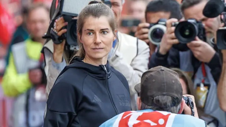 Was Marie-Louise Eta beim historischen Debüt „unfassbar“ findet